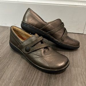 Clarks Artisan Mary Jane Clog Brown Gold Size 9